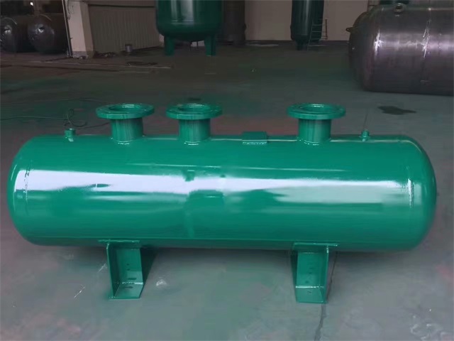 波密波密波密蒸汽分气缸1.jpeg